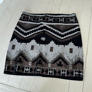 Xpress small shiny silver white& grey sequin stretchy Aztec print mini skirt